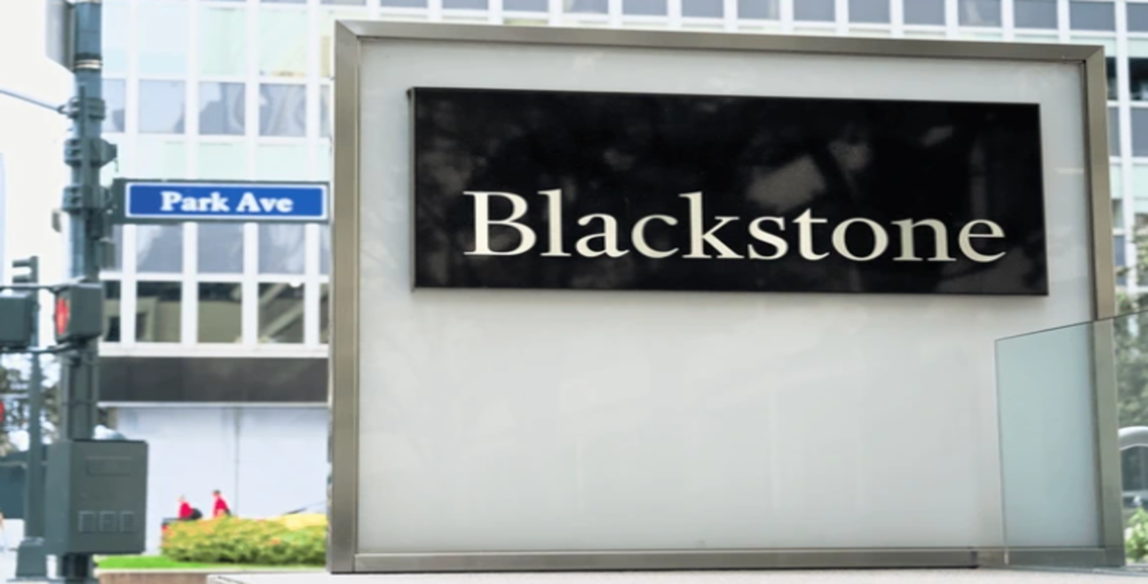 Blackstone Defies PE Downturn, Hits $10 Billion Goal for Asia Buyout Fund
