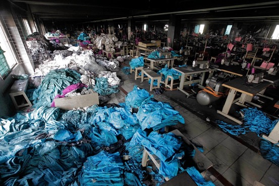 Walmart Garment Orders from Bangladesh on Hold Amid US Tariff Threat