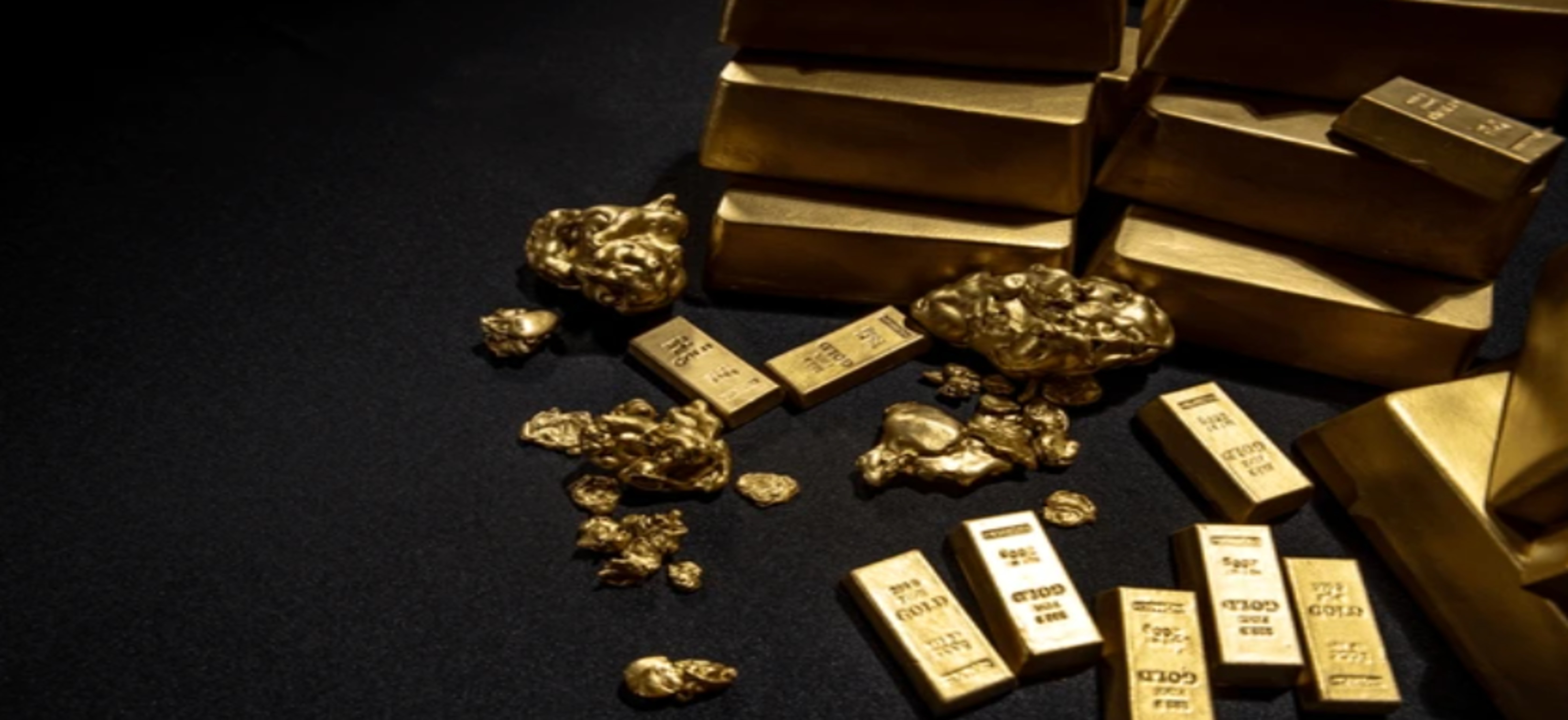 Gold Prices Slide Following Record Highs Amid US Shutdown Fears
